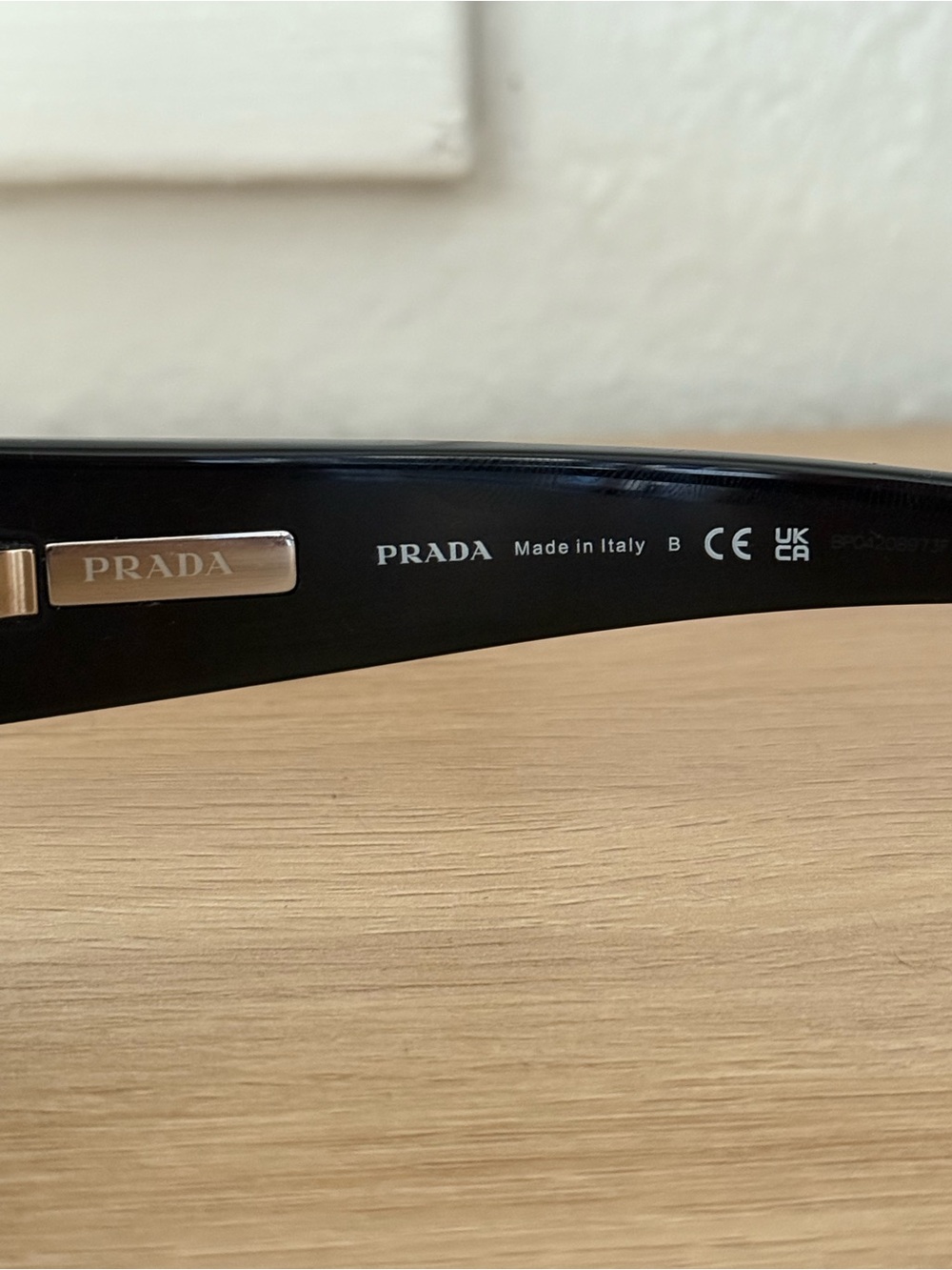 Prada Black SPR 20W sunglasses - Picture 5 of 5